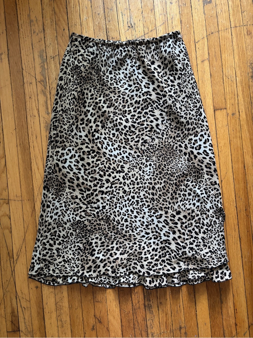 Vintage leopard print midi skirt elastic waistband wavy lettuce frill hem